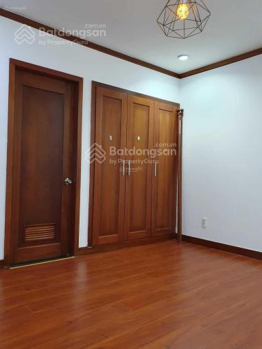 Bán gấp giá tốt căn hộ giai việt 2pn 115m/3pn 150m. sổ hồng. trung tâm p5 q8. giá tốt. nhà thoáng