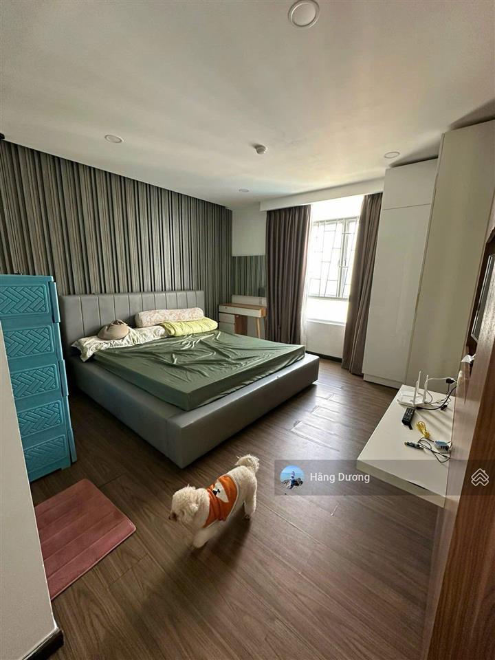 Bán gấp giá tốt căn hộ giai việt 2pn 115m/3pn 150m. sổ hồng. trung tâm p5 q8. giá tốt. nhà thoáng