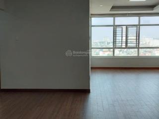 Bán gấp cc giai việt. 2pn 2wc 115m2. giá tốt. sổ hồng lâu dài. vị trí đẹp tại mt tạ quang bửu p5 q8