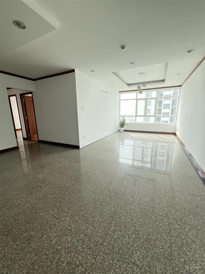 Chuyên cho thuê căn hộ 2pn 115m giai việt. nhà xinh full nội thất. giá tốt, view đẹp thoáng mát mát