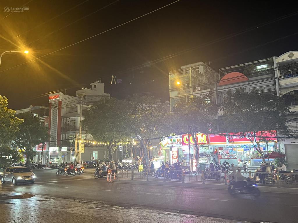 Chuyên cho thuê căn hộ 2pn 115m giai việt. nhà xinh full nội thất. giá tốt, view đẹp thoáng mát mát