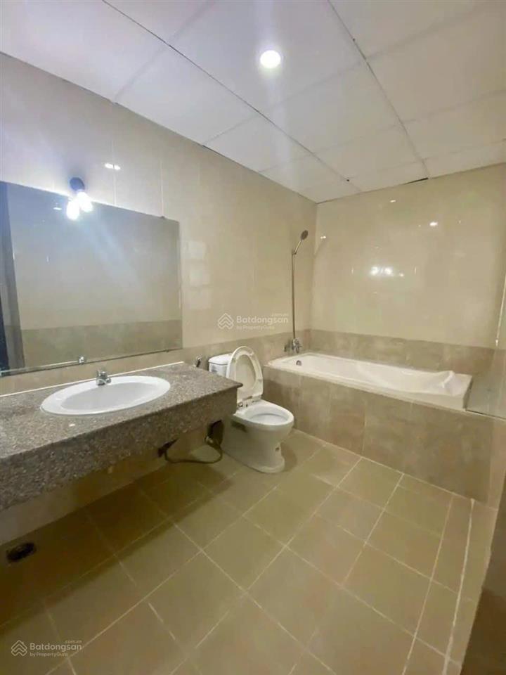 Bán gấp căn hộ giai việt, dt 115m2 thiết kế 3pn 2wc ở p5 q8. sổ hồng chính chủ. view đẹp thoáng mát