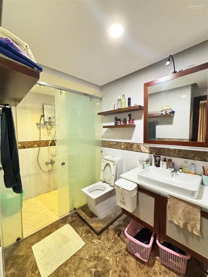 Bán gấp căn hộ giai việt, dt 115m2 thiết kế 3pn 2wc ở p5 q8. sổ hồng chính chủ. view đẹp thoáng mát
