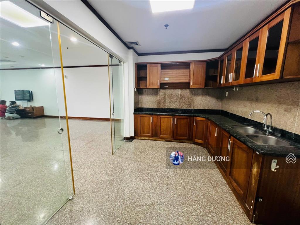 Chuyên bán căn hộ giai việt  góc 3pn 150m2  sổ hồng chính chủ  ngay central mall q8 view thoáng