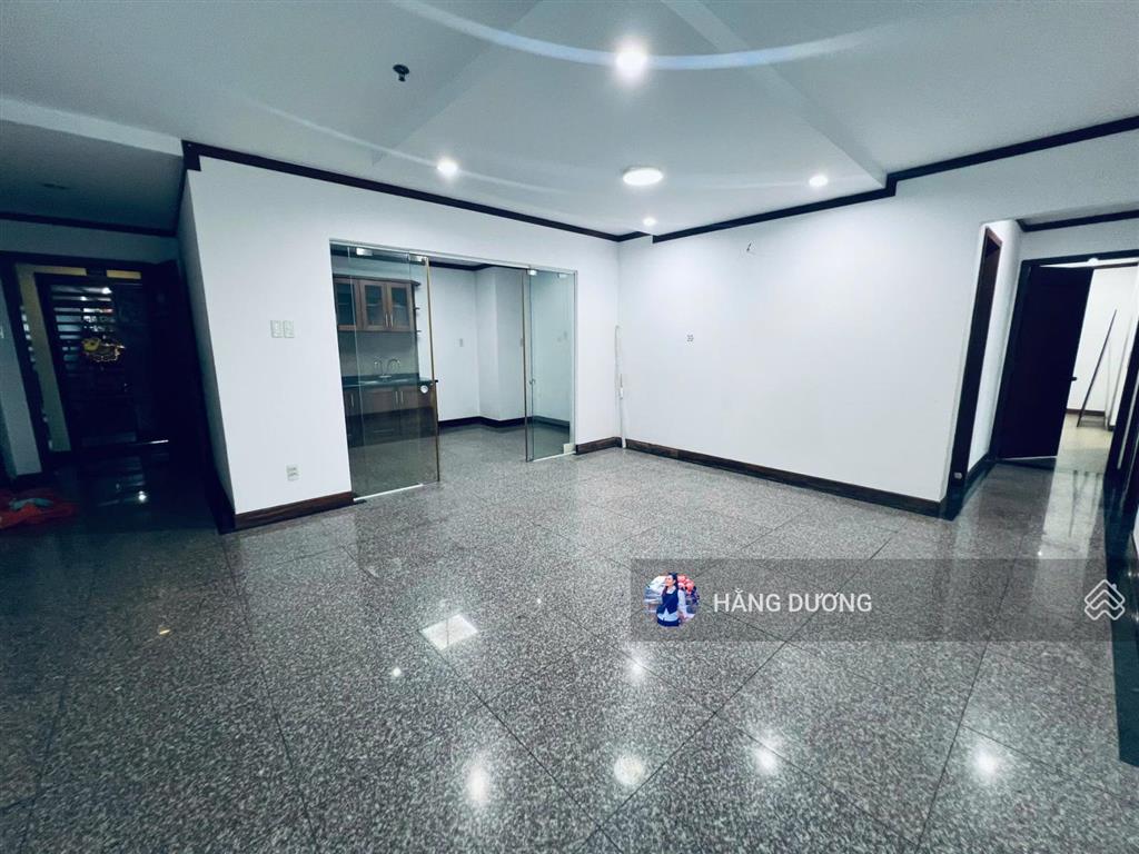 Chuyên bán căn hộ giai việt  góc 3pn 150m2  sổ hồng chính chủ  ngay central mall q8 view thoáng