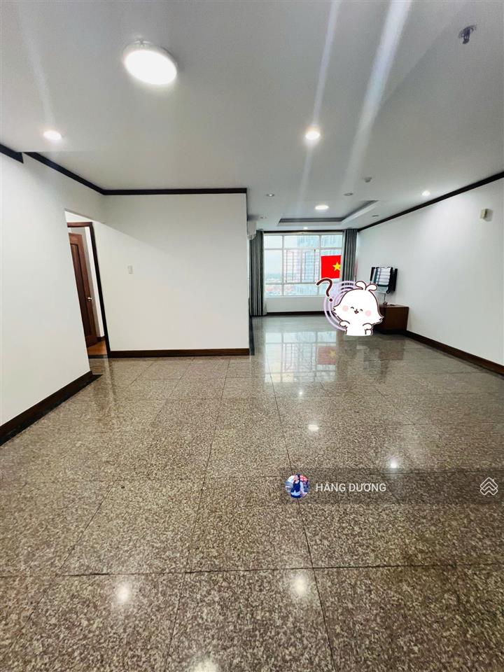 Chuyên bán căn hộ giai việt  góc 3pn 150m2  sổ hồng chính chủ  ngay central mall q8 view thoáng