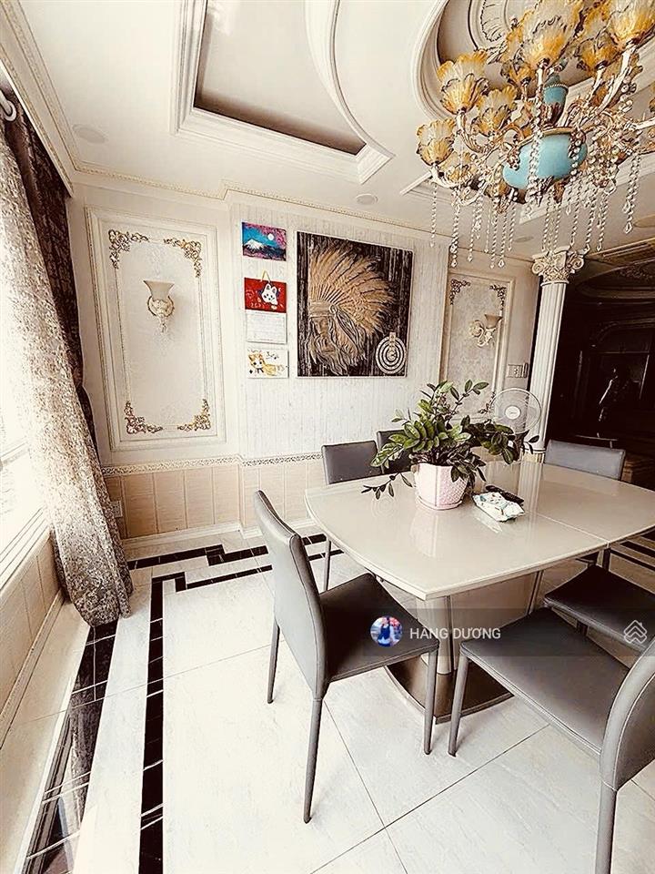 Cần bán một số căn hộ giai việt 3pn  dt 150m2 sổ hồng chính chủ. nhà đẹp thoáng. giá thương lượng