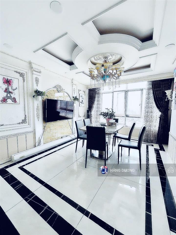 Cần bán một số căn hộ giai việt 3pn  dt 150m2 sổ hồng chính chủ. nhà đẹp thoáng. giá thương lượng