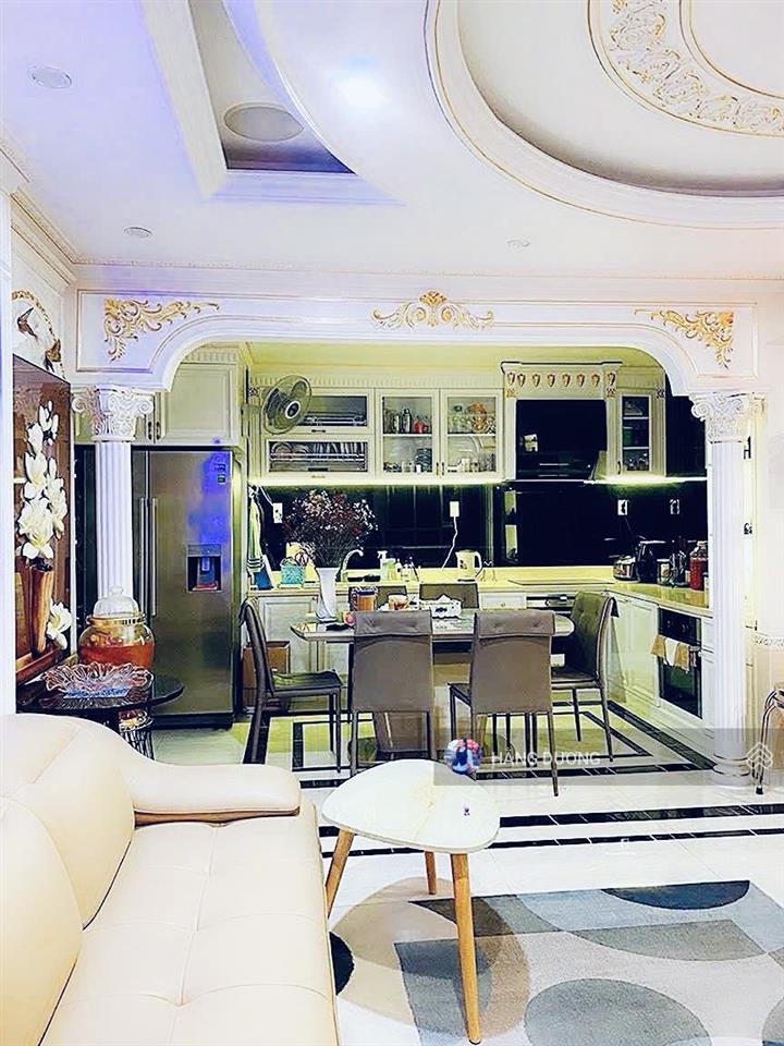 Cần bán một số căn hộ giai việt 3pn  dt 150m2 sổ hồng chính chủ. nhà đẹp thoáng. giá thương lượng