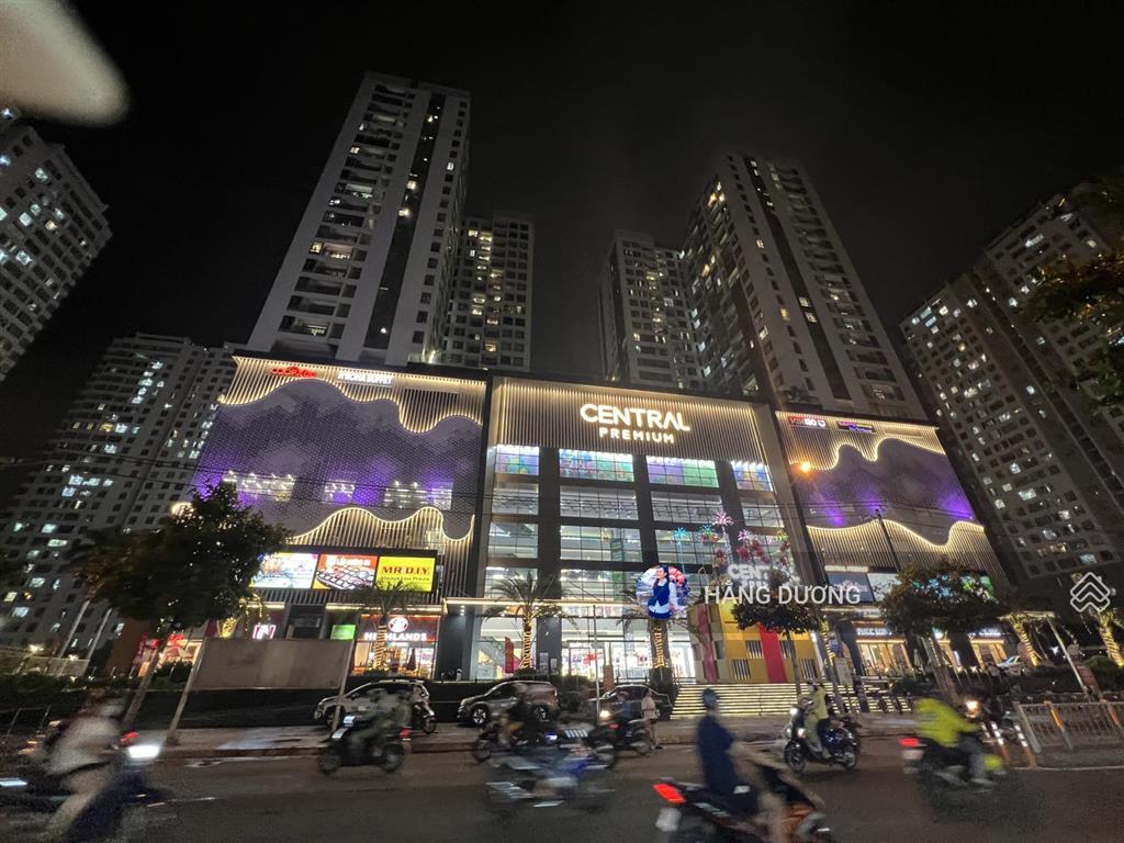 Cần bán một số căn hộ giai việt 3pn  dt 150m2 sổ hồng chính chủ. nhà đẹp thoáng. giá thương lượng