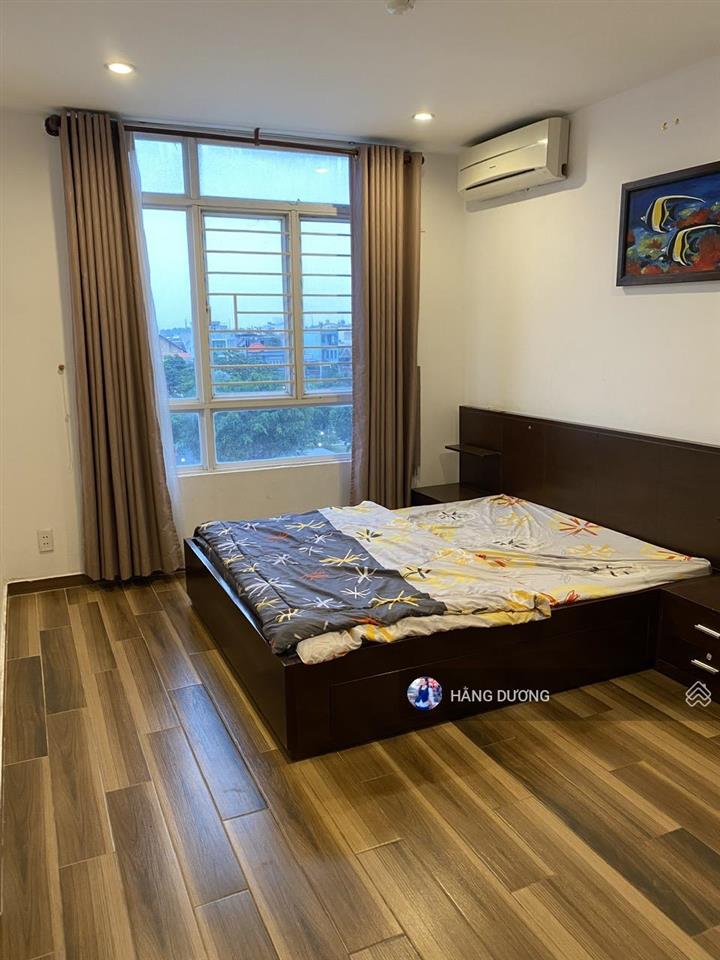 Bán căn hộ quốc cường giai việt  2pn 2wc 115m2  sổ hồng chính chủ. giá tốt/ có tttm central mall