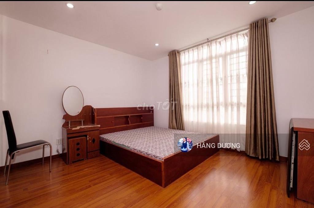 Cần bán căn hộ giai việt. 2pn 2wc  sổ hồng lâu dài. nhà sạch đẹp. giá tốt. mt tạ quang bửu có tttm