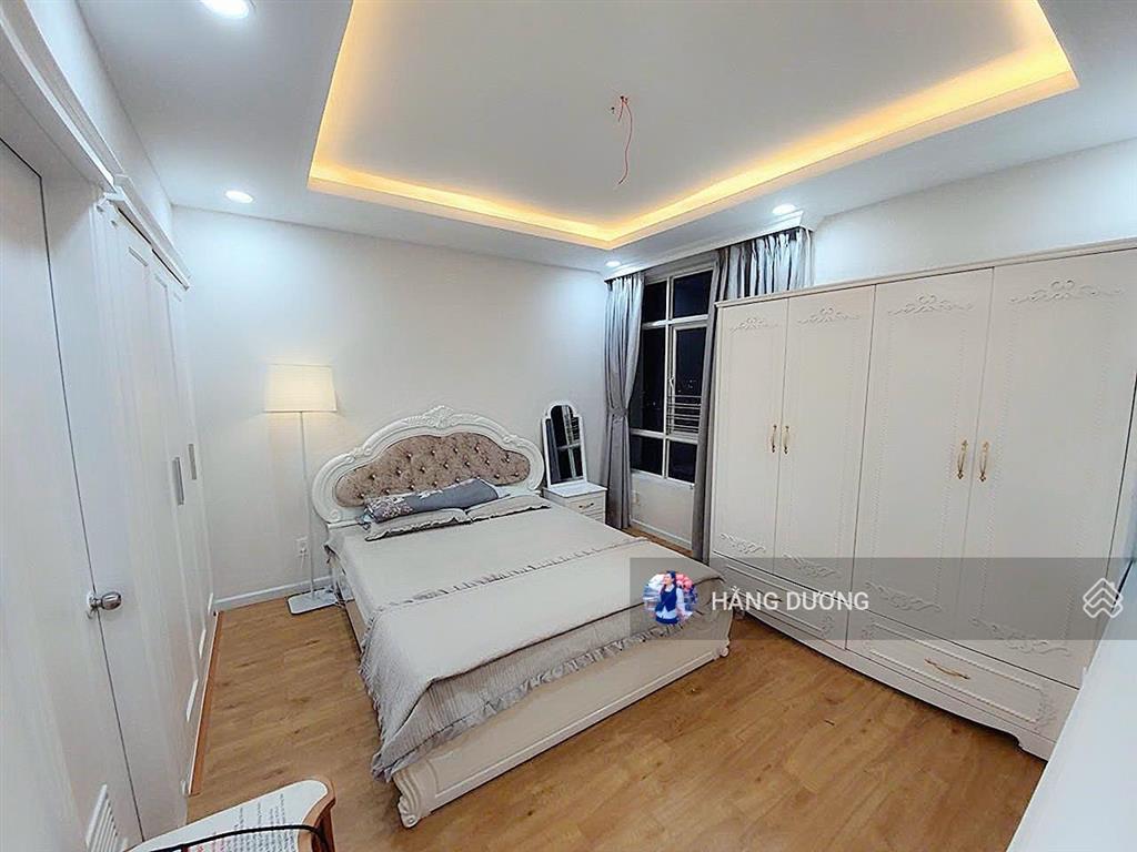 Cần bán căn hộ giai việt. 2pn 2wc  sổ hồng lâu dài. nhà sạch đẹp. giá tốt. mt tạ quang bửu có tttm