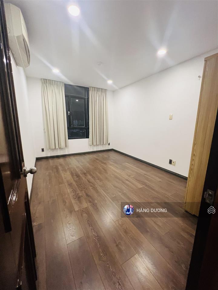 Cần bán căn hộ giai việt. 2pn 2wc  sổ hồng lâu dài. nhà sạch đẹp. giá tốt. mt tạ quang bửu có tttm