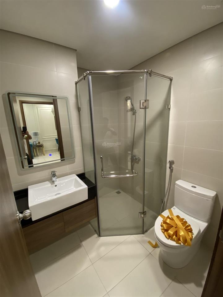 Chính chủ cho thuê căn hộ 2pn vinhomes royal city ở ngay có gia lộc.  0385 418 ***