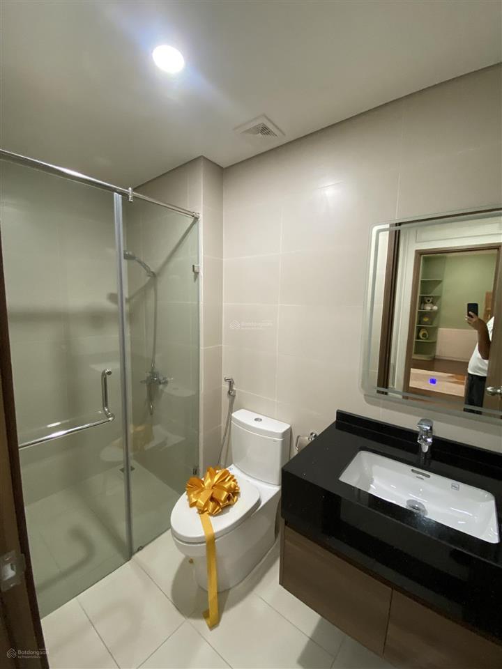 Chính chủ cho thuê căn hộ 2pn vinhomes royal city ở ngay có gia lộc.  0385 418 ***