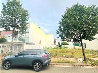 Bán lô biệt thự gói 2 sạch 200m2 giá 7,5 tỷ, trục đường 18m thông ra sông