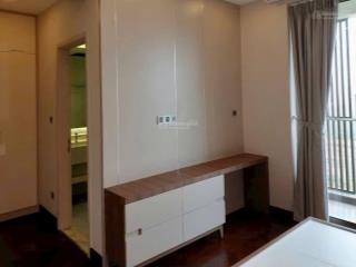 Bán nhanh căn hộ midtown 3pn, view sông, full nội thất cao cấp, giá 15,5 tỷ.  0909 209 *** thảo