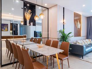Bán nhanh căn hộ riviera point, nội thất đẹp, 100m2, giá 8,35 tỷ.  0909 209 *** thảo