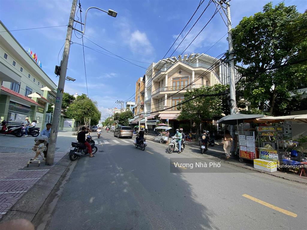 Mt trần thị báo  tô hiệu 4.4x16.5m(hậu 5m) đất 9.5 tỷ