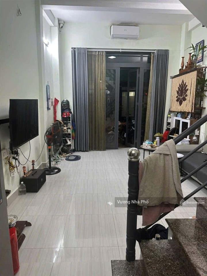 Mt lê quốc trinh 4x7m 1 lầu đúc 5.85 tỷ ngay trường gtvt3