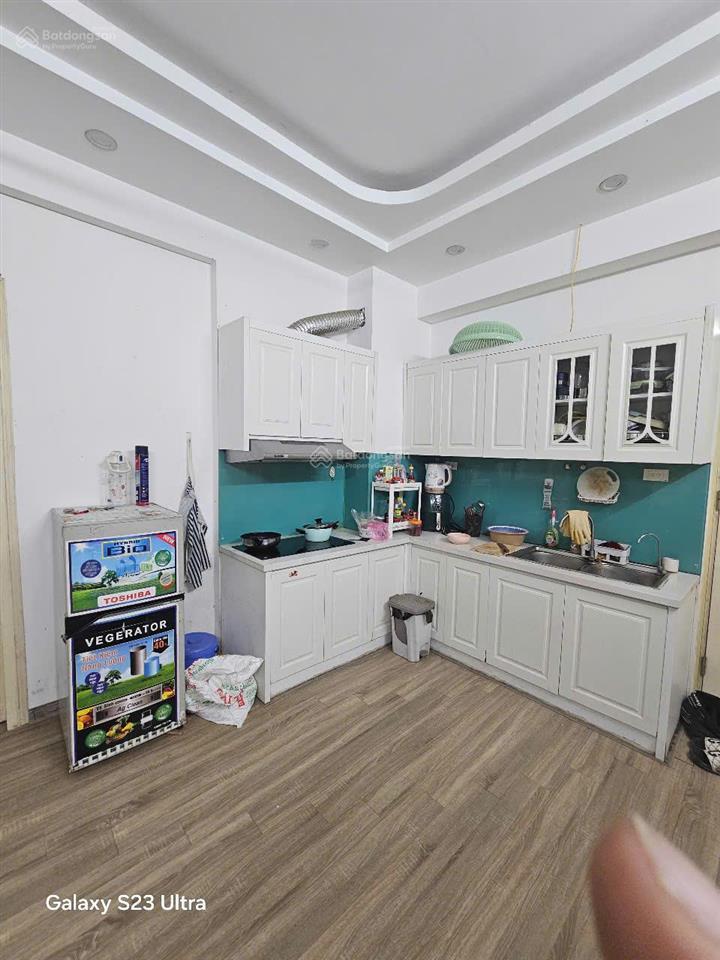 Bán căn 2 ngủ, 1vs sổ đỏ, tại chung cư bmm xa la, hà đông, giá bán 3. xx tỷ. 0878 800 ***