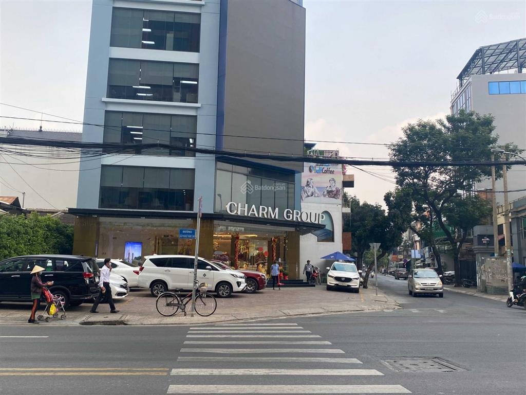 Cho thuê tòa 2 mặt tiền số 92 cách mạng tháng 8, quận 3, dt 20x25m, 2 hầm 12 lầu, dtsd 2.500m2