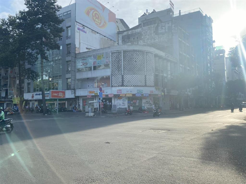Cho thuê 2 mặt tiền 211 nguyễn thái học với phạm ngũ lão, dt 20x25m, 1 trệt, 1 lầu, dtsd 1300m2
