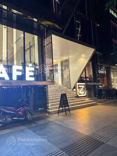 Cho thuê nhà mặt tiền tôn đức thắng, quận 1, dt 25x40m, 1 trệt, 2 lầu. dtsd 2.600m2
