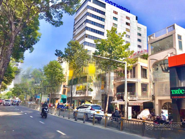 Cho thuê nhà mặt tiền nguyễn thị minh khai, quận 1. dt 20x80m. 1 trệt, 1 lầu. dtsd 2.000m2