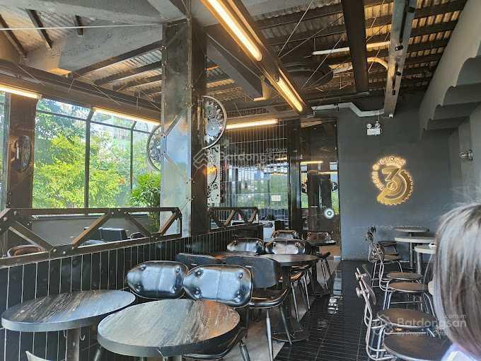 Cho thuê nhà góc 2mt hồ tùng mậu, quận 1. dt 13x30m, 1 trệt, 2 lầu. dtsd 1.100m2