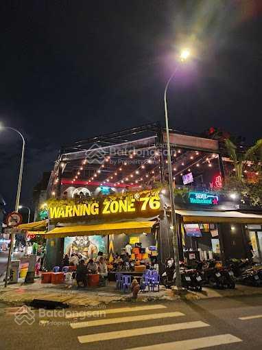 Cho thuê nhà góc 2 mt nguyễn văn thủ, q1. dt 9x25m. 1 trệt 1 lầu. dtsd 300m2