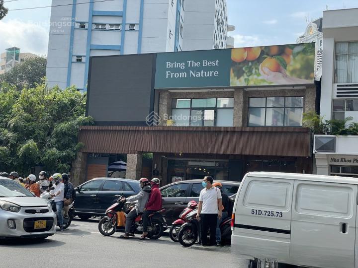 Cho thuê nhà mặt tiền phan liêm, quận 1. dt 15x30m, 1 trệt, 1 lầu. dtsd 900m2