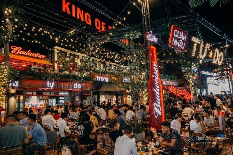 Cho thuê nhà mặt tiền nguyễn thiện thuật, quận 3. dt 16x25m. 1 trệt. dtsd 400m2