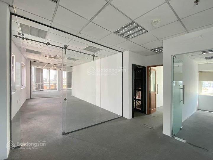 Cho thuê tòa nhà đường trần não, bình an, quận 2. dt 8x30m. hầm trệt 6 lầu thang máy