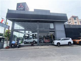Vị trí góc 2mt đường nguyễn văn linh, quận 7. dt 25x20m. trệt