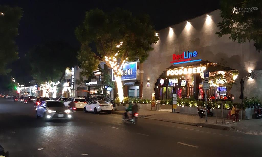 Cho thuê nhà mt đường cao thắng, p12, quận 10. dt 10x50m. trệt lầu