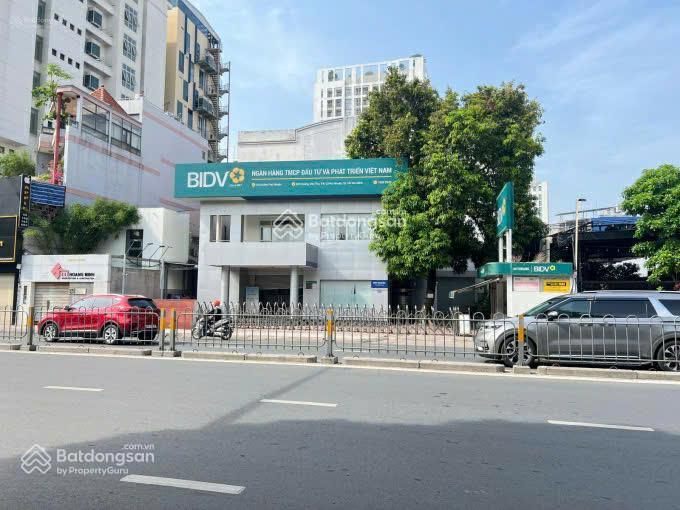 Cho thuê nhà mặt phố hàng hiếm tại hoàng văn thụ, phú nhuận, giá 220 triệu, 520m²