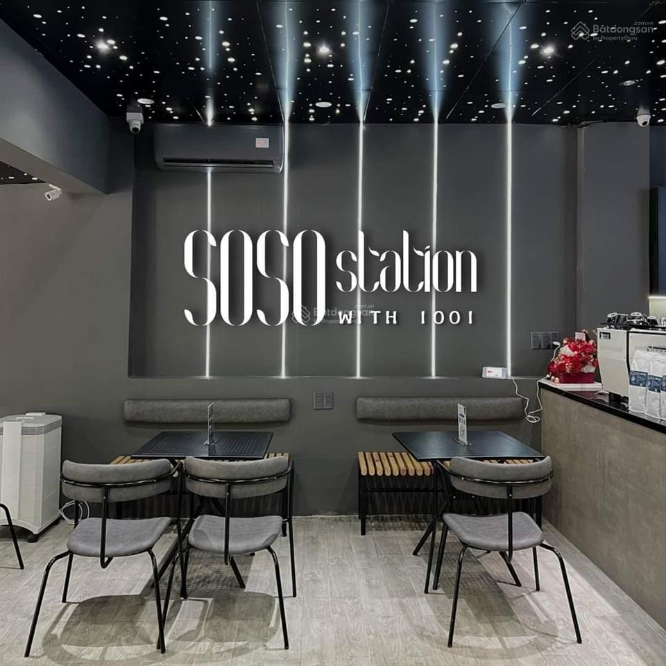 Cho thuê nhà mặt tiền trần cao vân, quận 3. dt 10x30m, 1 trệt, 1 lầu. dtsd 600m2