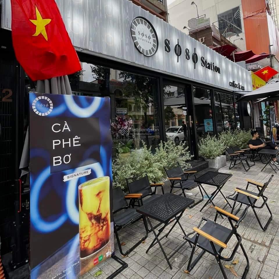 Cho thuê nhà mặt tiền trần cao vân, quận 3. dt 10x30m, 1 trệt, 1 lầu. dtsd 600m2