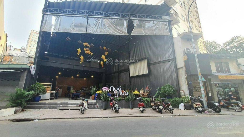 Cho thuê nhà mặt tiền lê công kiều, quận 1. dt 30x70m, 1 trệt, 1 lầu. dtsd 2.100m2