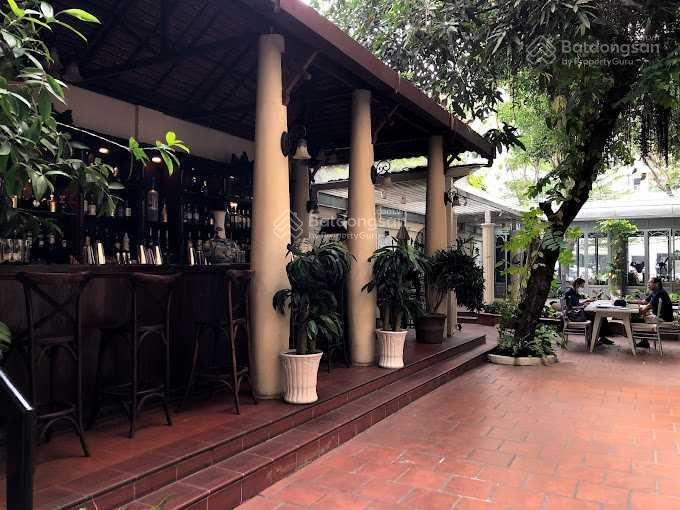 Cho thuê nhà mặt tiền trương định, quận 3. dt 40x50m. 1 trệt, 2 lầu. dtsd 4.000m2