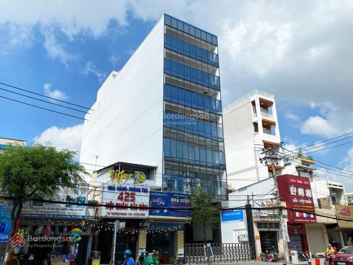 Cho thuê tòa nhà mặt tiền đường đề thám, quận 1. dt 8x20m. 1 hầm, 1 trệt, 6 lầu. dtsd 1.280m2