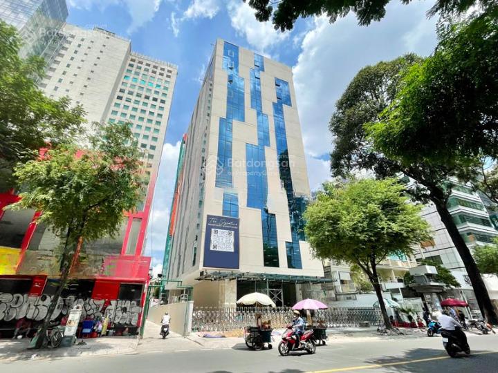 Cho thuê nhà mặt tiền hai bà trưng, lk quận 1. dt 20x50m, 1 hầm 1 trệt, 12 lầu. dtsd 13.000m2
