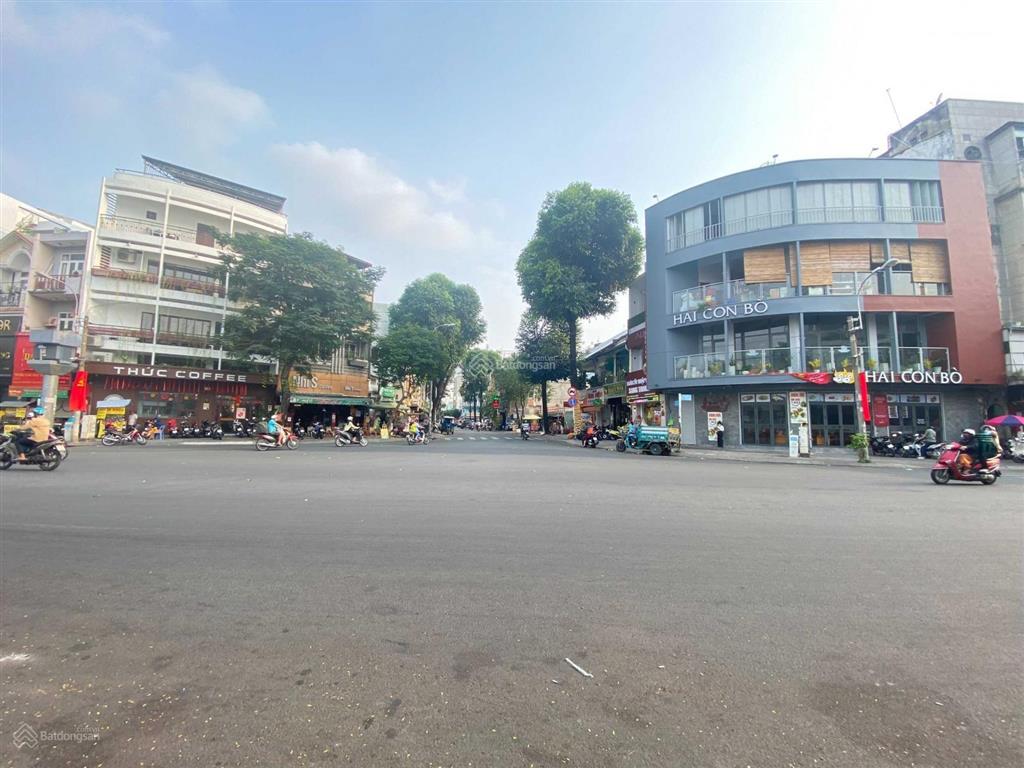 Cho thuê 2 mặt tiền số 85 nguyễn cư trinh với cống quỳnh, quận 1, 7x20m, 1 trệt 4 lầu, dtsd 600 m2