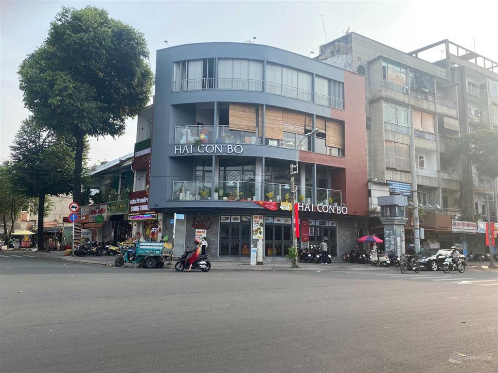 Cho thuê 2 mặt tiền số 85 nguyễn cư trinh với cống quỳnh, quận 1, 7x20m, 1 trệt 4 lầu, dtsd 600 m2