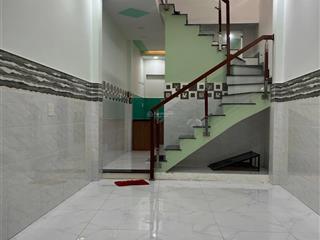 Cho thuê nhà nguyên căn hẻm 49/**/** nguyễn hữu cảnh q1 sát bên the manor 1trệt 1lầu giá 13triệu/th