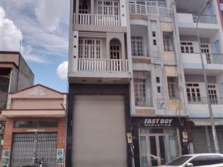 Cần bán gấp nhà mặt tiền lũy bán bích, 4 x 22m, trệt 5 lầu, giá chỉ 20 tỷ