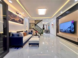 Nhà ngay khu chế xuất tân thuận. nhà mới đẹp đầy đủ nội thất. dọn vào ở ngay. hoàn công đầy đủ