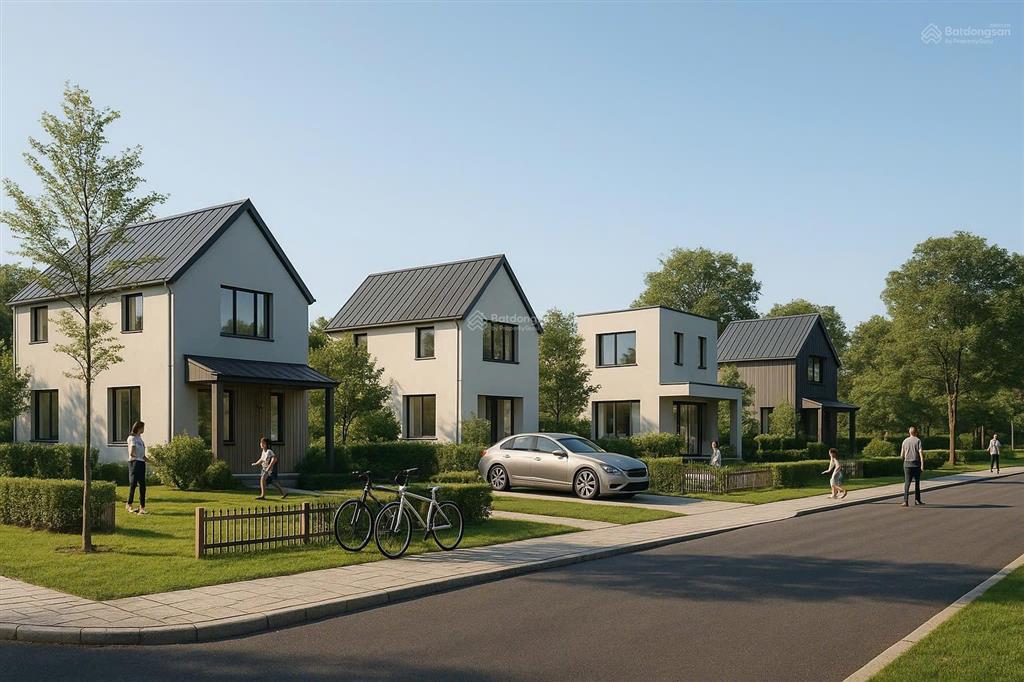 Bán 2 suất đất ngoại giao tại phú cát mớidt100m2, mặt tiền rộng, full thổ cư, cách ql 21 chỉ 400m